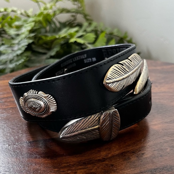 Resistol vintage genuine leather belt with silver feather accent. - Picture 2 of 5